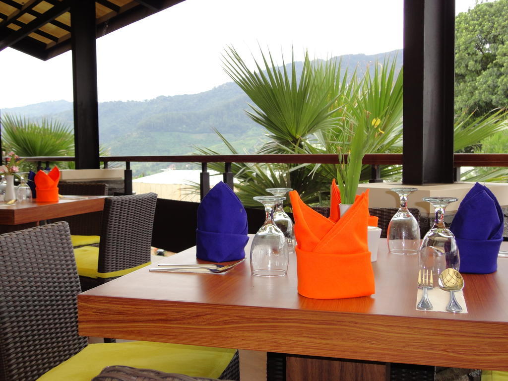 The Rizen Hotel Tjisarua Exterior foto